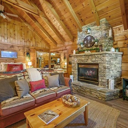 Do Not Disturb - Pigeon Forge Smoky Mountain Studio Cabin, Hot Tub, Fireplace Exteriér fotografie