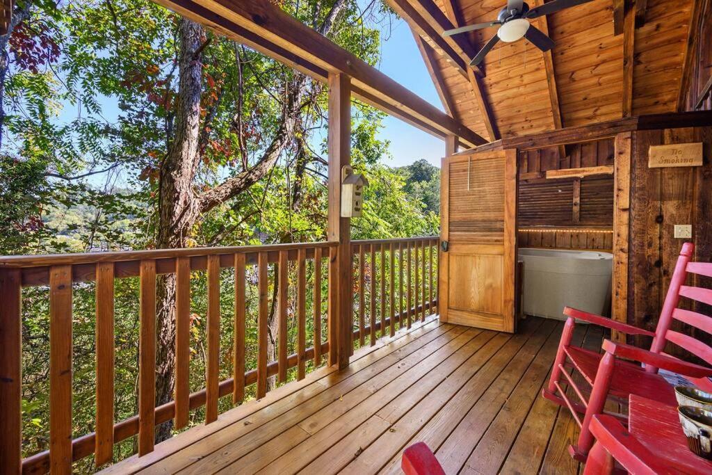 Do Not Disturb - Pigeon Forge Smoky Mountain Studio Cabin, Hot Tub, Fireplace Exteriér fotografie